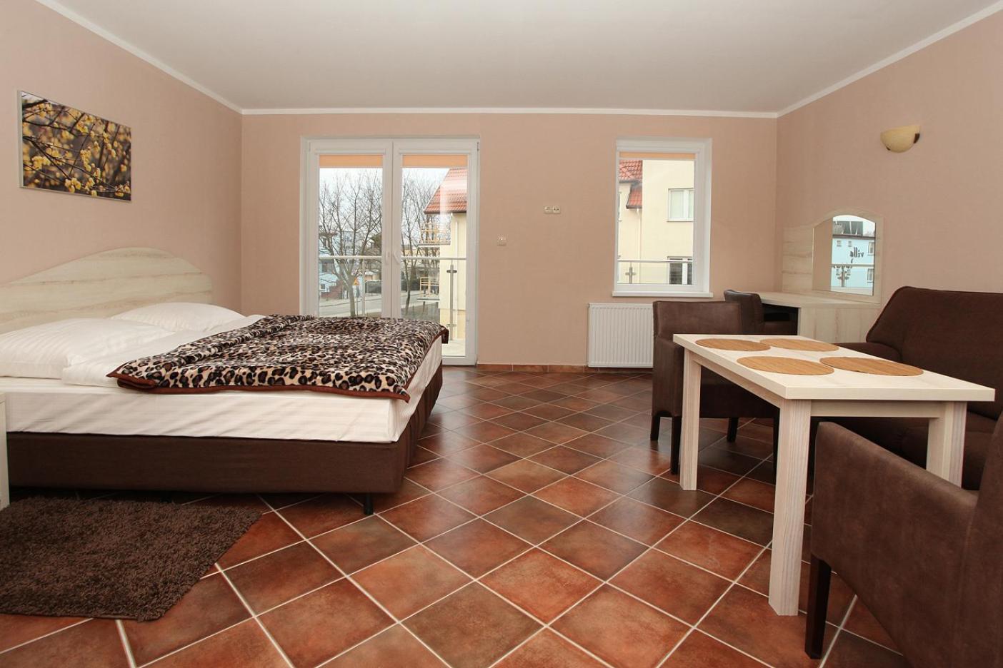 Apartamenty Rok Kolobrzeg Exterior photo